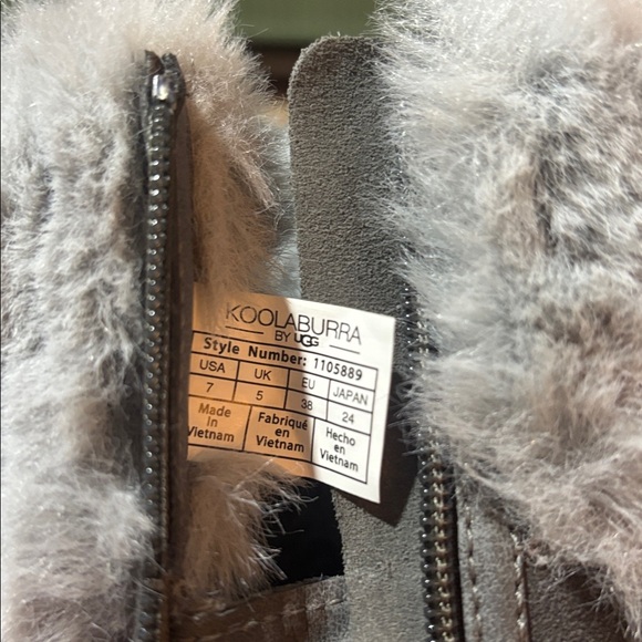 Koolaburra by UGG Gray Tynlee Waterproof Faux Fur Trim Boot 7 - Picture 7 of 8